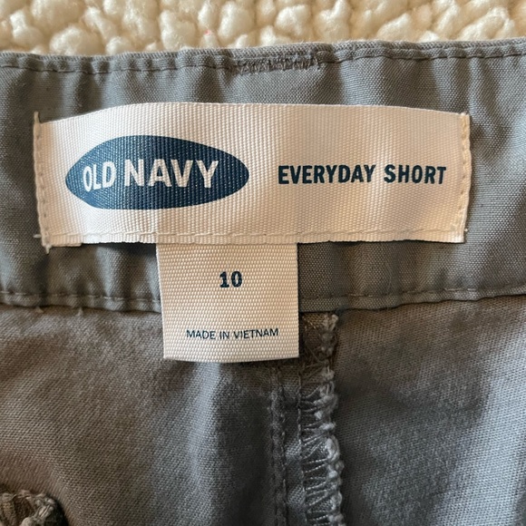Womens Old Navy Shorts - Picture 3 of 3
